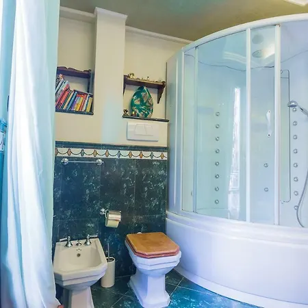 Frühstückspension Casa Florinda 3*