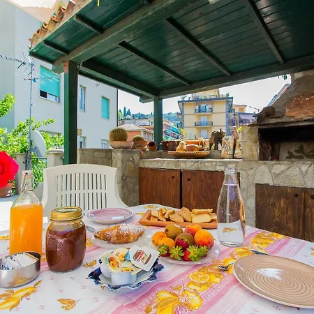 Frühstückspension Casa Florinda 3*